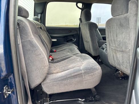 Used 2001 Chevrolet Silverado 2500 LS image 17