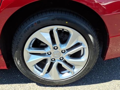 Used 2019 Honda Accord LX image 17