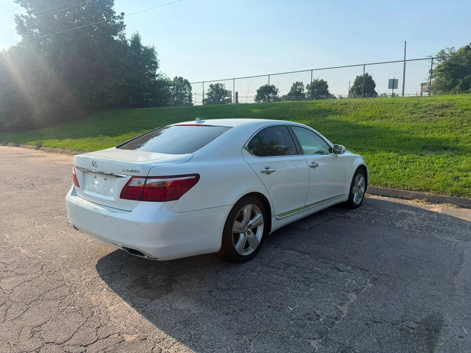 Used 2011 Lexus LS 460 w/ Comfort Pkg RWD image 6