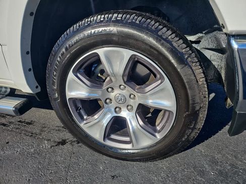 Used 2020 RAM 1500 Laramie image 9