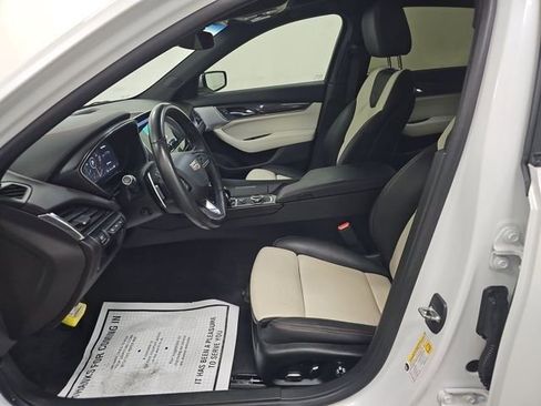 Used 2022 Cadillac CT5 Sport image 9