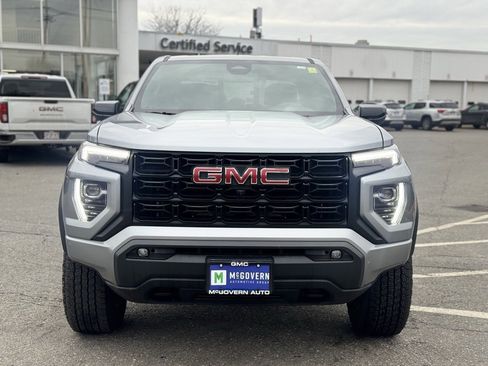 Used 2025 GMC Canyon Elevation w/ Convenience Package image 9