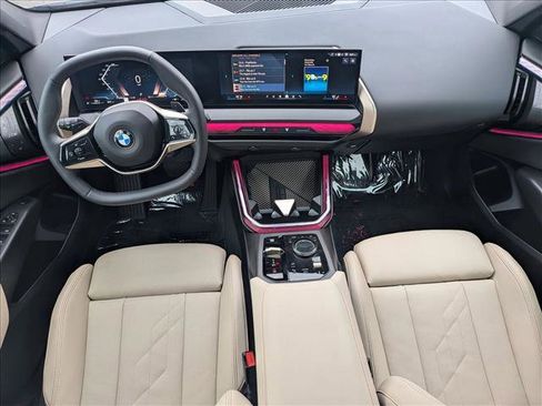 Used 2025 BMW X3 xDrive30i w/ Convenience Package image 18
