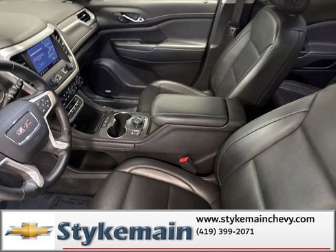 Used 2023 GMC Acadia SLT image 32