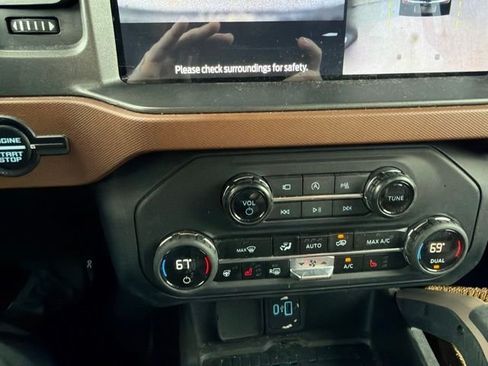 Certified 2024 Ford Bronco Outer Banks AWD/4WD image 18