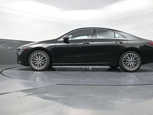 Used 2025 Mercedes-Benz CLA 250 image 34