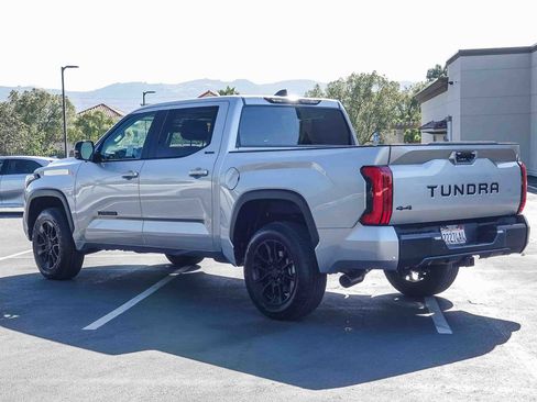 Used 2024 Toyota Tundra Limited AWD/4WD image 5