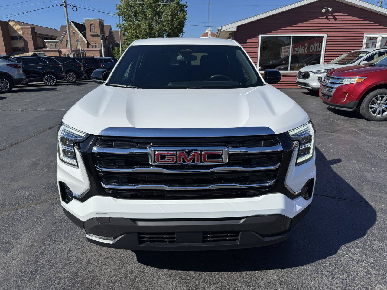 Used 2026 GMC Terrain Elevation AWD/4WD image 2