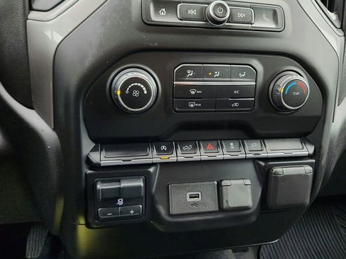 Used 2020 Chevrolet Silverado 1500 Custom w/ Rally Edition AWD/4WD image 33