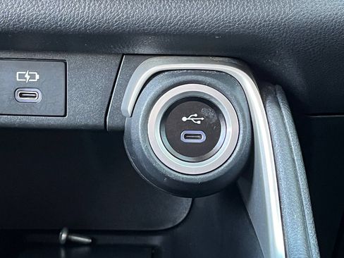 Used 2024 Toyota Grand Highlander FWD image 23