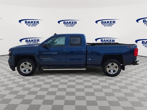 Used 2018 Chevrolet Silverado 1500 LT w/ All Star Edition AWD/4WD image 7