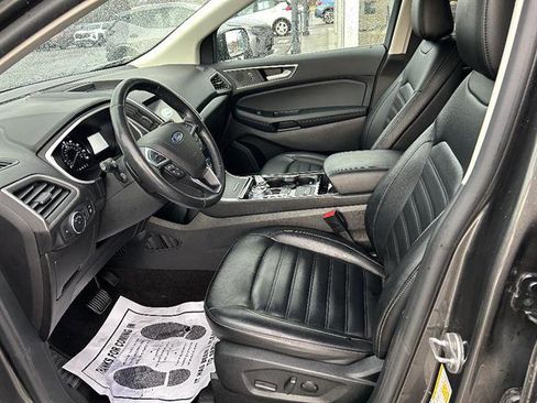 Used 2020 Ford Edge SEL w/ Convenience Package image 12