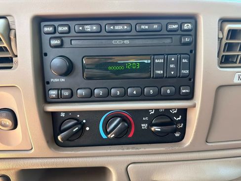 Used 2004 Ford F250 King Ranch AWD/4WD image 24