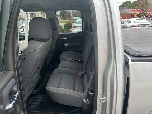 Used 2019 Chevrolet Silverado 1500 LT image 23