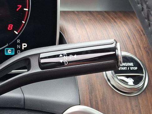 New 2025 Mercedes-Benz GLC 300 4MATIC image 15