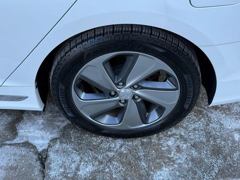 Used 2016 Hyundai Sonata Plug-In Hybrid image 42