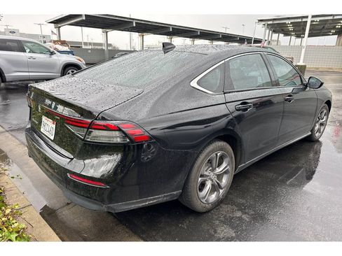 Used 2023 Honda Accord EX image 3