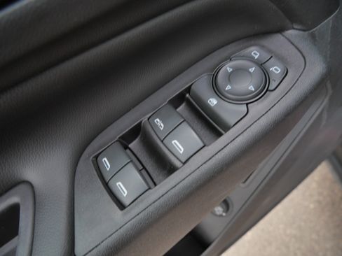 Used 2019 Chevrolet Equinox Premier image 19