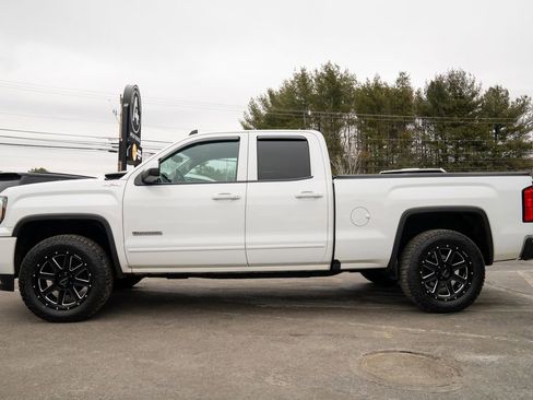Used 2017 GMC Sierra 1500 SLE w/ SLE Value Package image 3