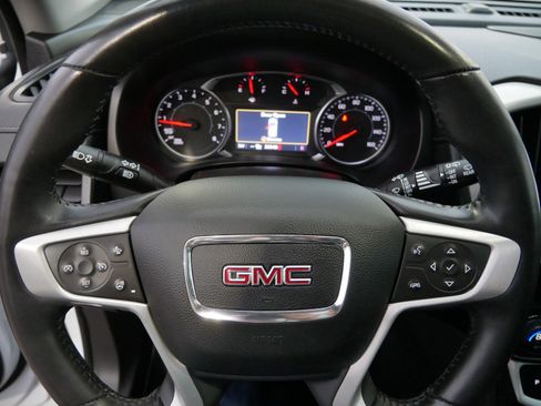 Used 2022 GMC Terrain SLT w/ Infotainment Package II image 27