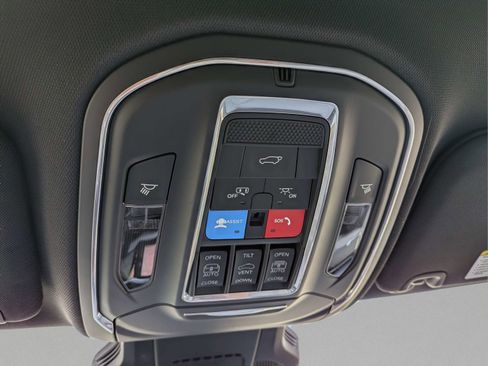 New 2026 Jeep Cherokee Limited AWD/4WD image 25
