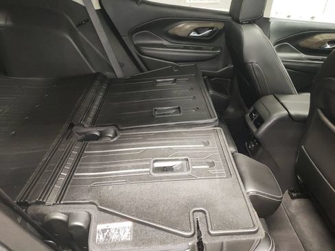 Used 2022 GMC Terrain Denali w/ Denali Premium Package AWD/4WD image 12
