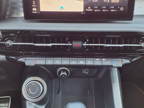 Used 2024 Alfa Romeo Tonale Ti image 27