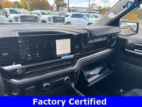 Certified 2022 GMC Sierra 1500 Elevation w/ Elevation Premium Package image 24