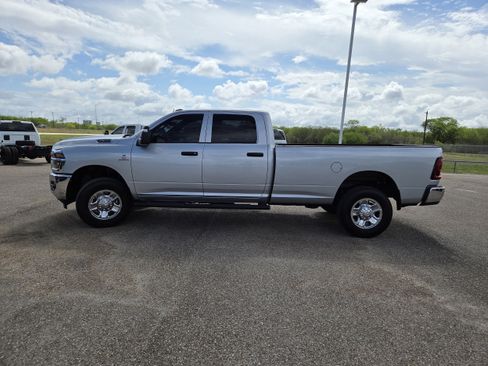 New 2026 RAM 2500 Tradesman image 4
