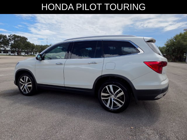 Used 2018 Honda Pilot Touring image 5