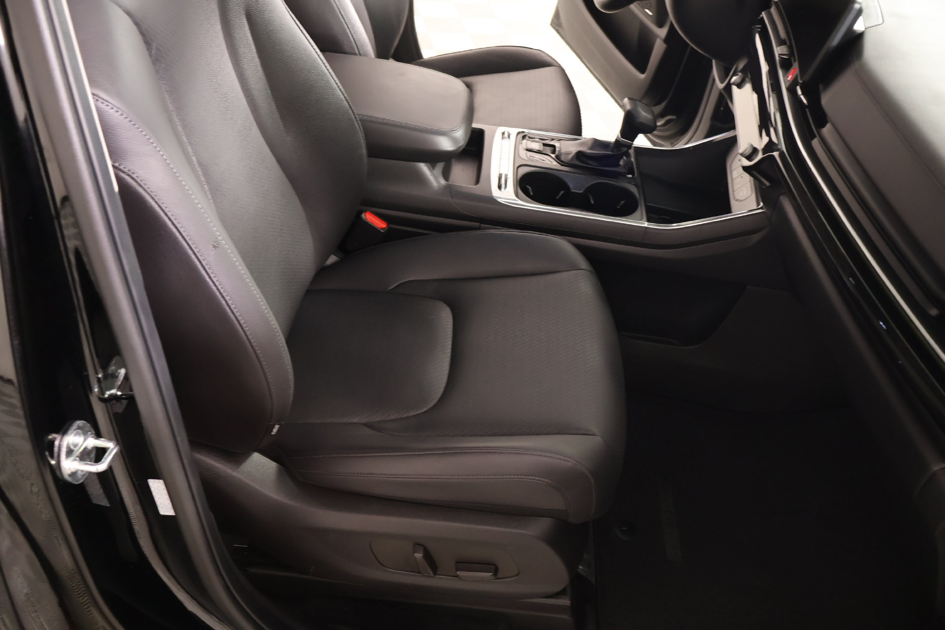 Used 2026 Kia Carnival SX Prestige FWD image 14