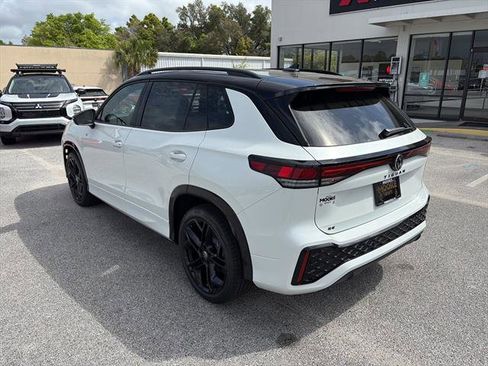 New 2026 Volkswagen Tiguan SE R-Line FWD image 4