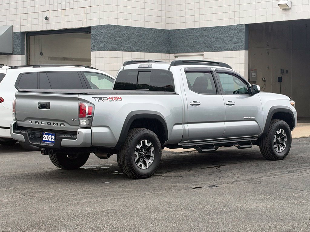 Used 2022 Toyota Tacoma TRD Off-Road w/ TRD Premium Off Road Package AWD/4WD image 4