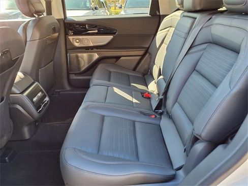 New 2026 Lincoln Nautilus Reserve image 10