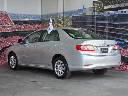 Used 2012 Toyota Corolla LE FWD image 5