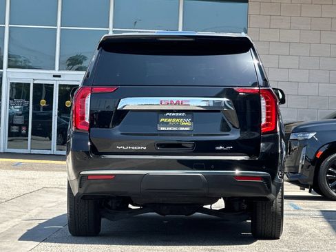 Used 2023 GMC Yukon SLT w/ SLT Premium Package RWD image 5