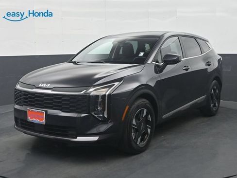 Used 2026 Kia Sportage LX FWD image 3