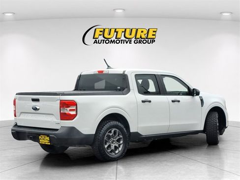 Used 2022 Ford Maverick XLT w/ Equipment Group 300A Standard image 4