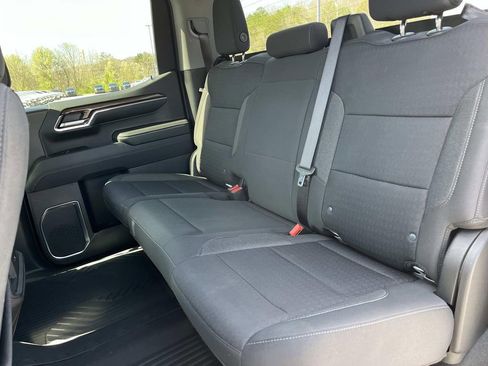 Used 2024 Chevrolet Silverado 1500 LT Trail Boss w/ Protection Package AWD/4WD image 18