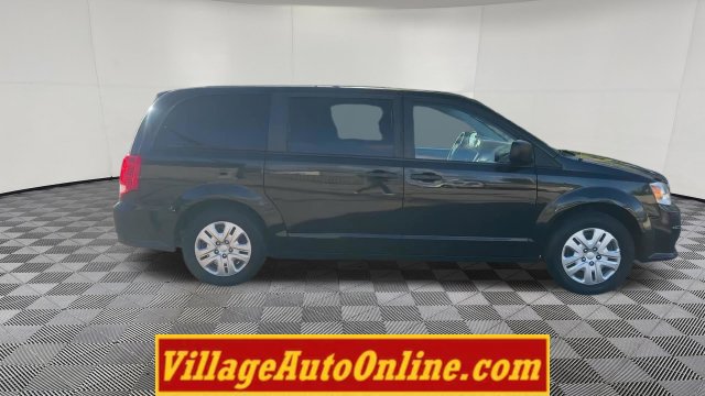 Used 2019 Dodge Grand Caravan SE w/ UConnect Hands-Free Group FWD image 36