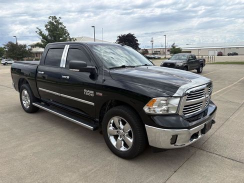 Used 2016 RAM 1500 Big Horn AWD/4WD image 2