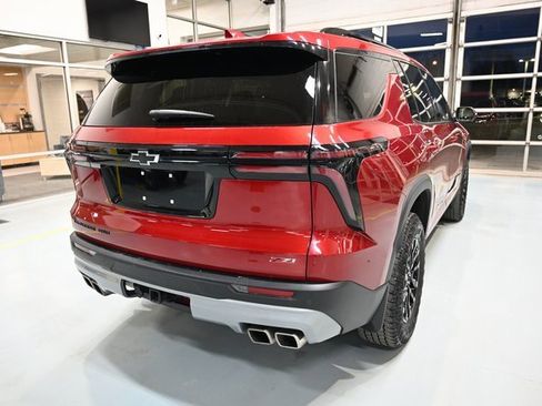 Used 2024 Chevrolet Traverse Z71 w/ LPO, Floor Liner Package image 5