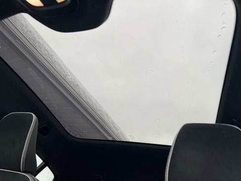 Certified 2023 Volvo C40 P8 Recharge Ultimate w/ Protection Package Premier image 41