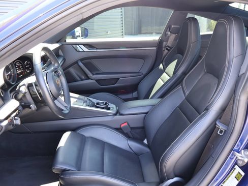 Used 2020 Porsche 911 Carrera S RWD image 5