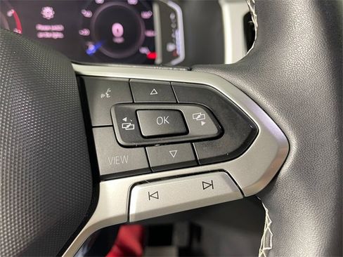 Used 2022 Volkswagen Atlas SE image 11