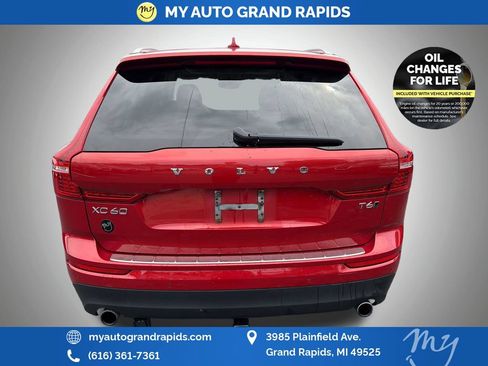 Used 2019 Volvo XC60 T6 Momentum w/ Protection Package Premier AWD/4WD image 6