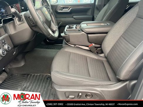 Used 2024 Chevrolet Silverado 1500 LT AWD/4WD image 17