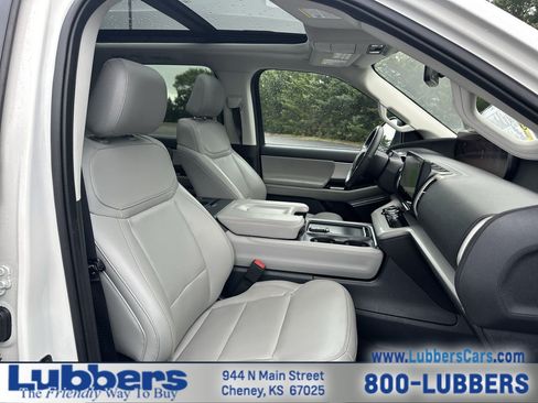 Used 2025 Ford Expedition Max Active RWD image 25