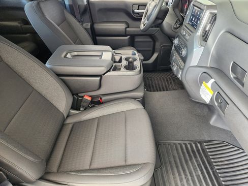 Certified 2025 Chevrolet Silverado 1500 Custom image 15