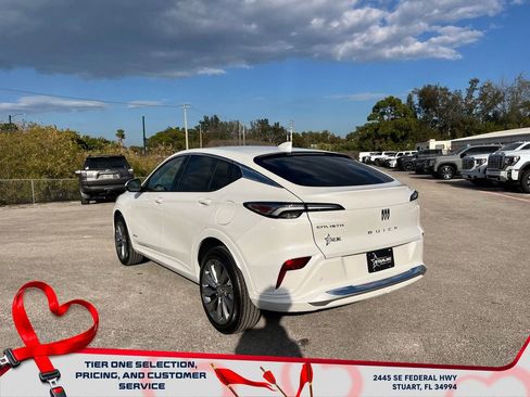 New 2026 Buick Envista Avenir image 5